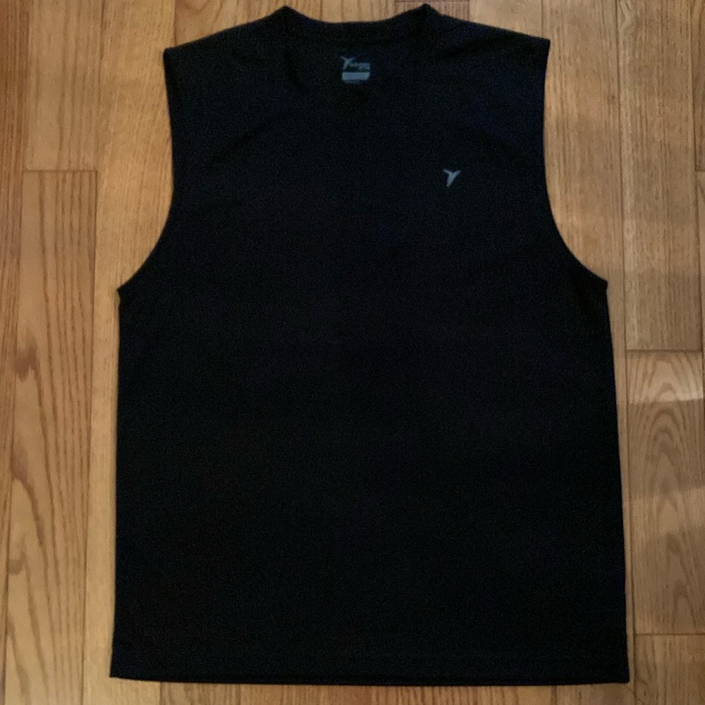 Men’s Old Navy Active black sleeveless athletic shirt